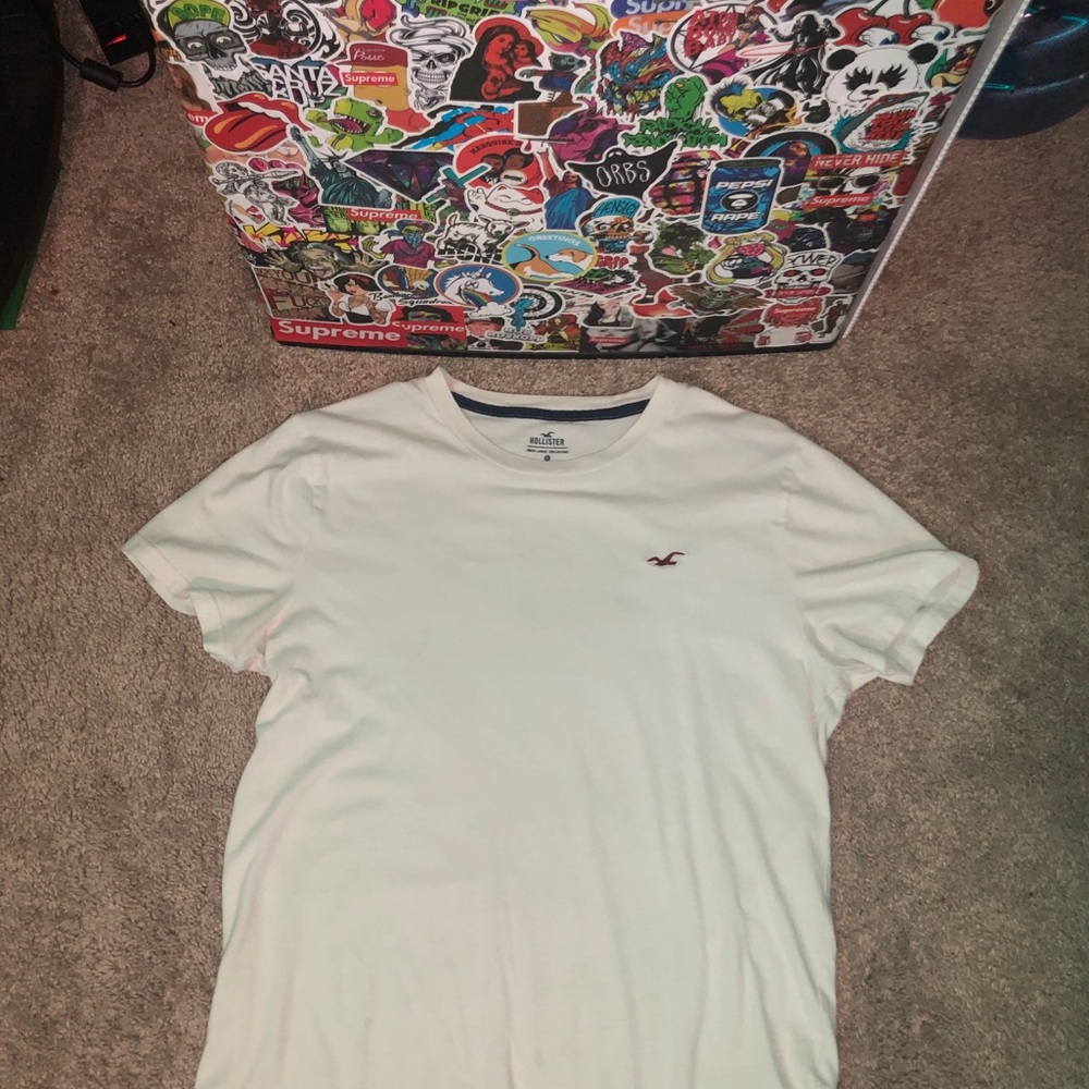 Hollister T-shirt